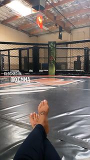 Bi Nguyen feet photo 11