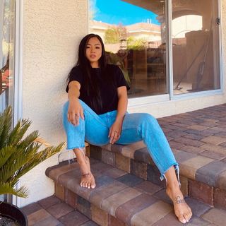 Bi Nguyen feet photo 10