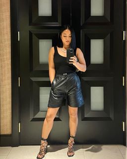 Bi Nguyen feet photo 17