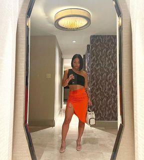 Bi Nguyen feet photo 7