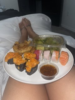 Bi Nguyen feet photo 20
