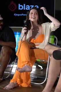 Bia Arantes feet photo 5