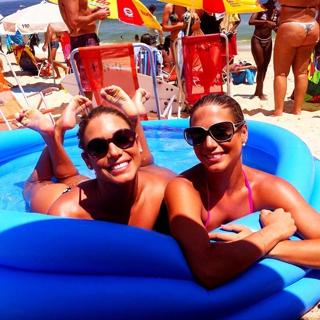Bia Feres feet photo 2