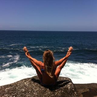 Bia Feres feet photo 7