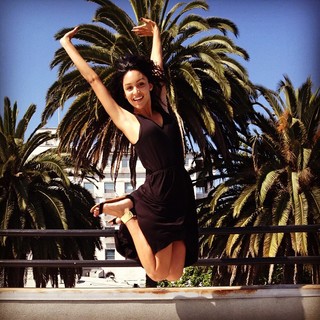Bianca A. Santos feet photo 11