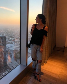 Bianca A. Santos feet photo 1