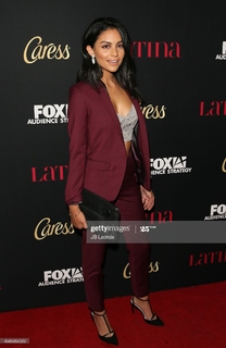 Bianca A. Santos feet photo 11