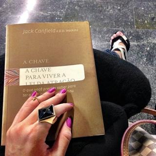Bianca Anchieta feet photo thumbnail