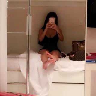 Bianca Anchieta feet photo thumbnail
