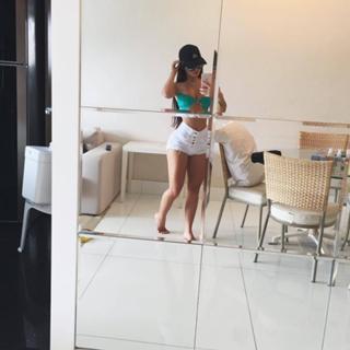 Bianca Anchieta feet photo thumbnail