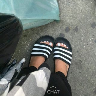 Bianca Anchieta feet photo thumbnail