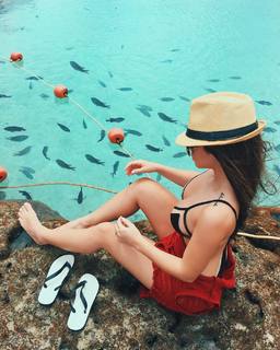Bianca Anchieta feet photo thumbnail