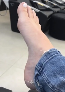 Bianca Anchieta feet photo thumbnail