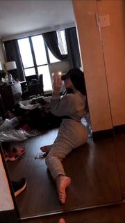 Bianca Anchieta feet photo thumbnail