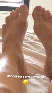 Bianca Anchieta feet photo thumbnail