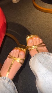 Bianca Anchieta feet photo thumbnail