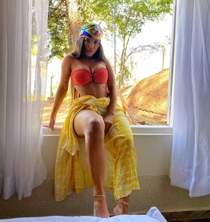 Bianca Anchieta feet photo 5
