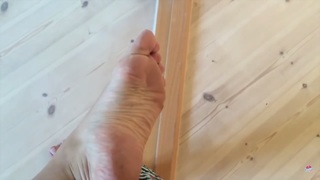 Bianca Andrade feet photo 2