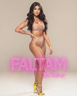 Bianca Andrade feet photo 14