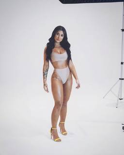 Bianca Andrade feet photo 13