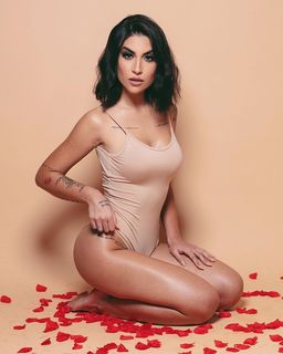 Bianca Andrade feet photo 17