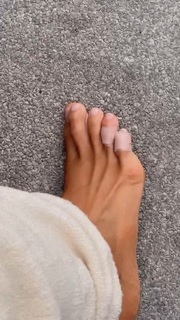 Bianca Andrade feet photo 4