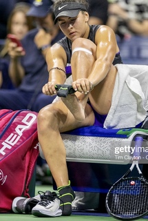 Bianca Andreescu feet photo thumbnail