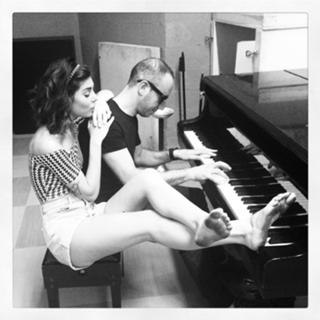 Bianca Atzei feet photo thumbnail