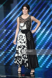 Bianca Atzei feet photo thumbnail