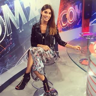 Bianca Atzei feet photo thumbnail