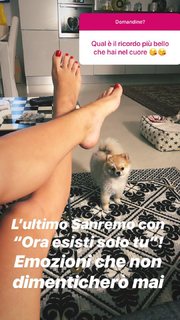 Bianca Atzei feet photo thumbnail