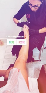 Bianca Atzei feet photo thumbnail
