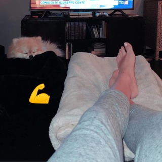 Bianca Atzei feet photo thumbnail