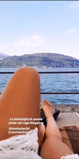 Bianca Atzei feet photo thumbnail