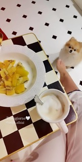 Bianca Atzei feet photo thumbnail