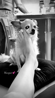 Bianca Atzei feet photo thumbnail