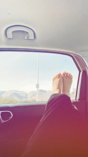 Bianca Atzei feet photo thumbnail