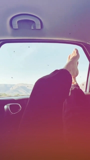 Bianca Atzei feet photo thumbnail