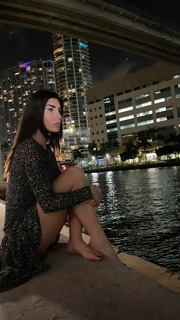 Bianca Atzei feet photo thumbnail