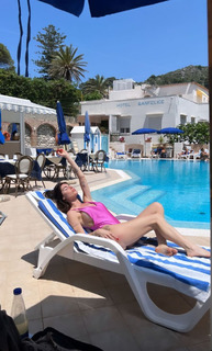 Bianca Atzei feet photo thumbnail