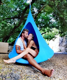 Bianca Atzei feet photo thumbnail