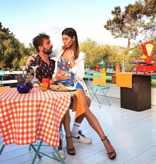 Bianca Atzei feet photo thumbnail