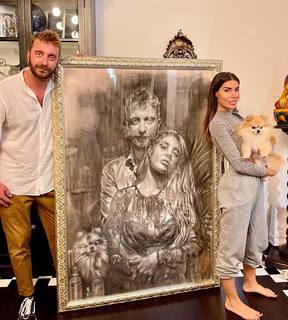 Bianca Atzei feet photo thumbnail