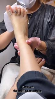 Bianca Atzei feet photo thumbnail