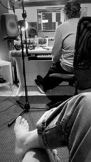 Bianca Atzei feet photo thumbnail