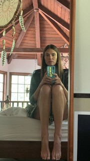 Bianca Balti feet photo thumbnail