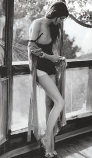 Bianca Balti feet photo thumbnail