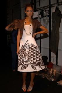 Bianca Balti feet photo thumbnail