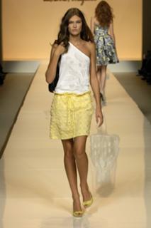 Bianca Balti feet photo thumbnail