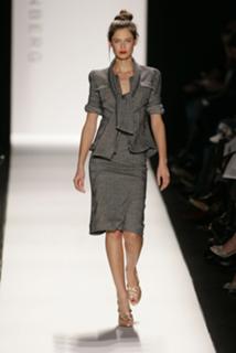 Bianca Balti feet photo thumbnail